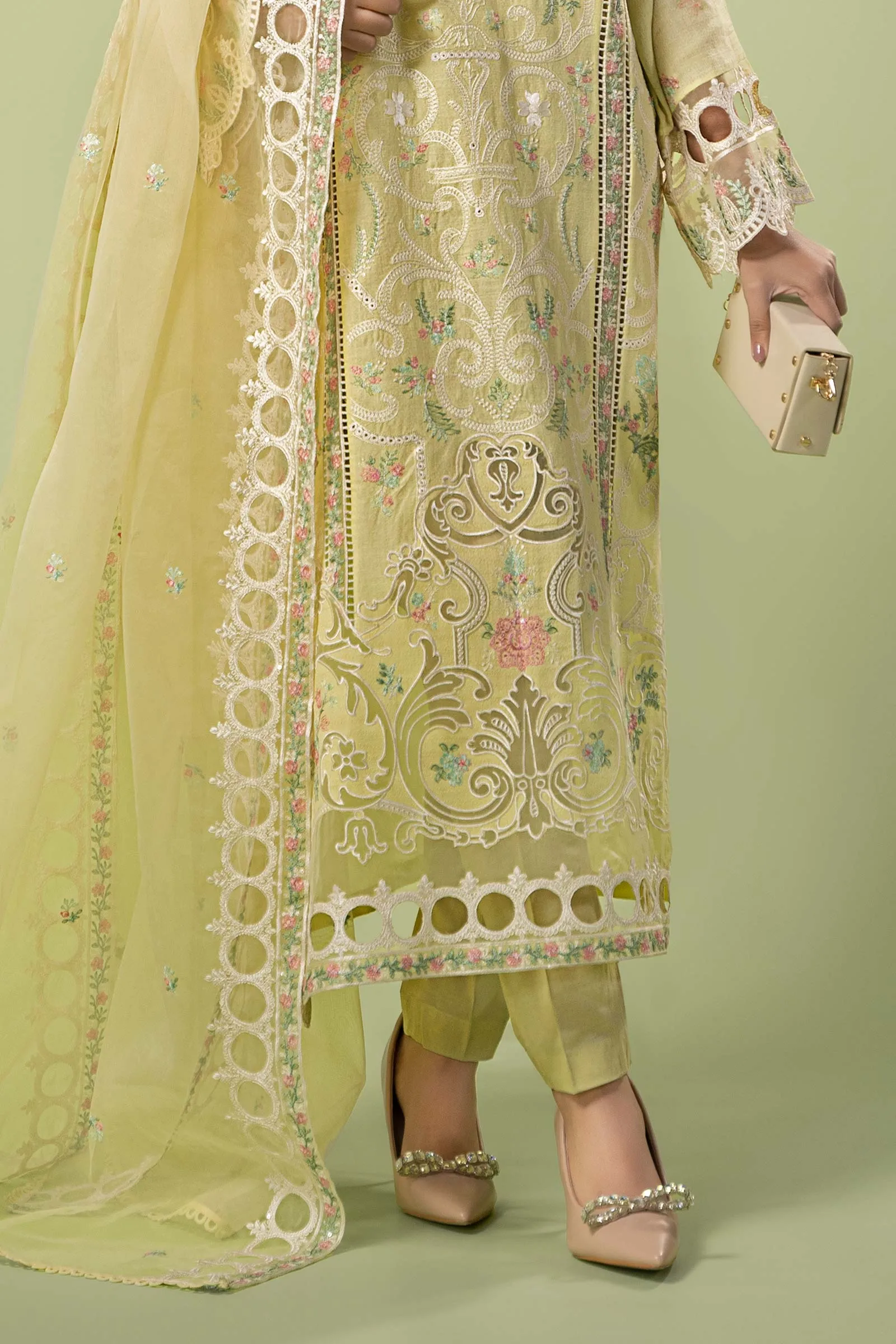 3 Piece Embroidered Lawn Suit | DW-EF24-18