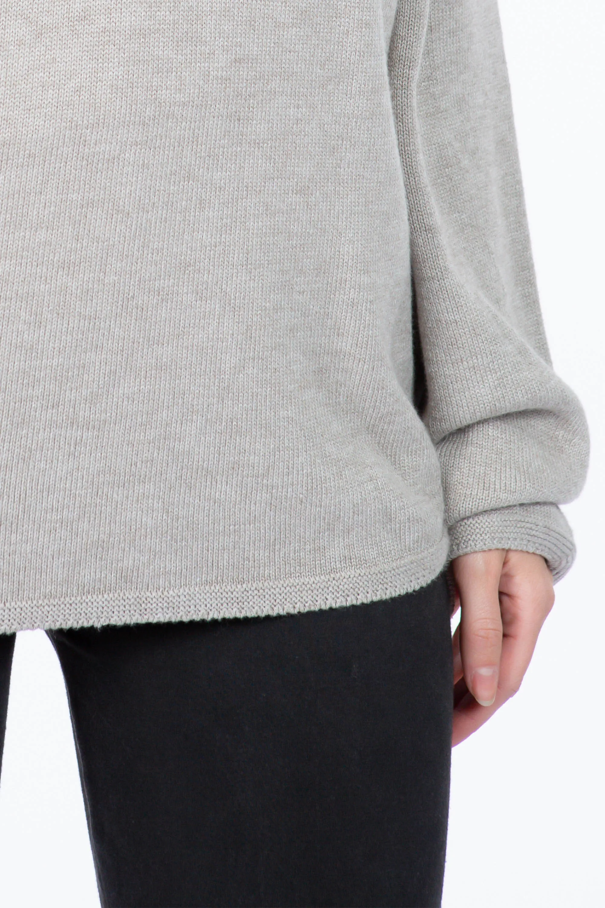 Sustainable Relaxed Fit Classic V-Neck Sweater